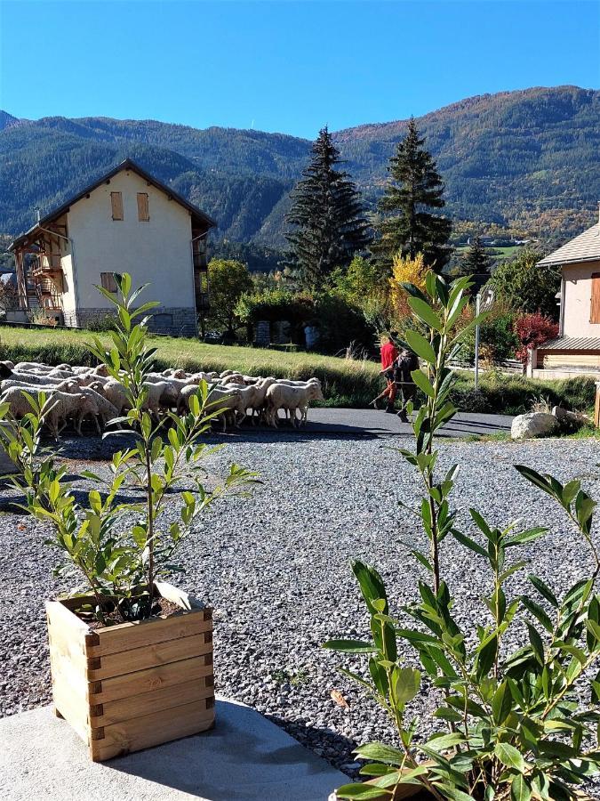 Le Pre Fleuri A Guillestre - Appartements Neufs Classes Meubles De Tourisme 3 Etoiles - Parking Privatif Εξωτερικό φωτογραφία
