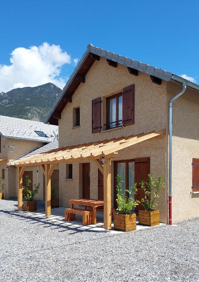 Le Pre Fleuri A Guillestre - Appartements Neufs Classes Meubles De Tourisme 3 Etoiles - Parking Privatif Εξωτερικό φωτογραφία